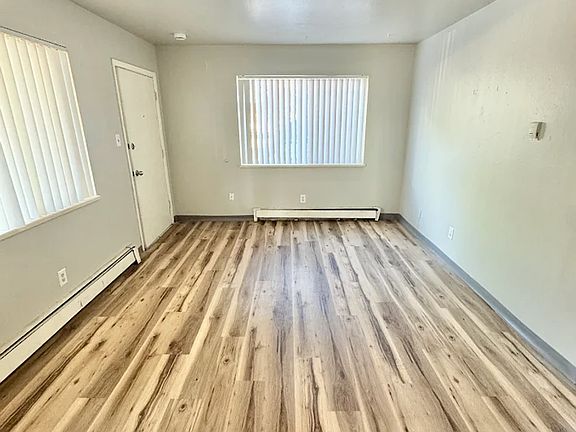 3rd image of 319-321 E Brookside St #10