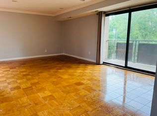 3101 S Manchester St APT 524, Falls Church, VA 22044
