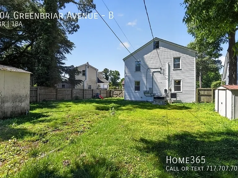 104 Greenbriar Ave #B — Photo 14
