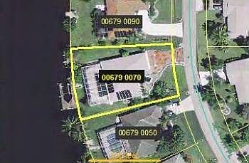 1st image of 2318 SE 10th Pl