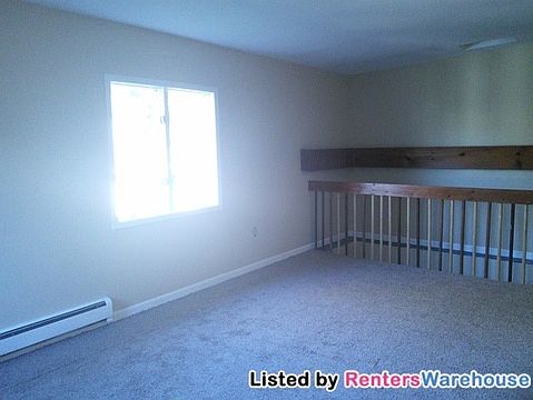 4th image of 1131 Lincoln Ave #1