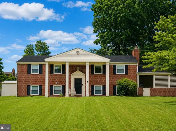 3906 Foxhill Dr, Ellicott City, MD 21042