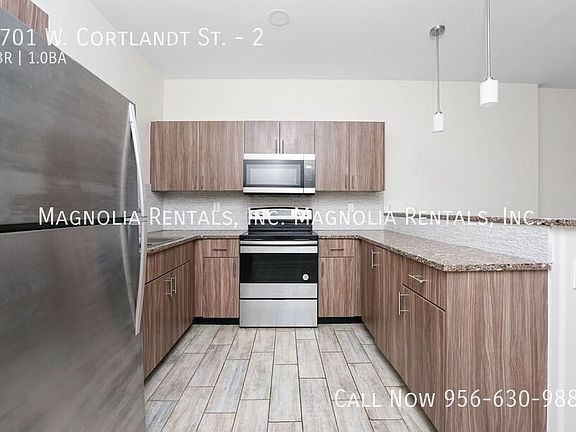 5th image of 1701 W Cortlandt St APT 2