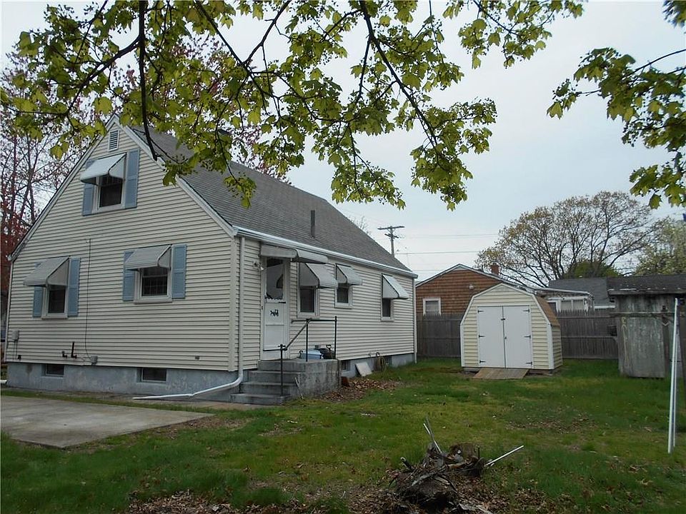 2nd image of 19 Pearce Ave
