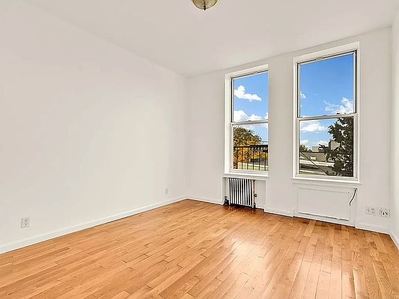 2nd image of 566 Onderdonk Ave #Bld
