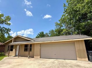 197 Osborne Dr, Bridge City, TX 77611