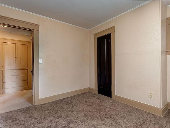 5th image of 15316 Grovewood Ave