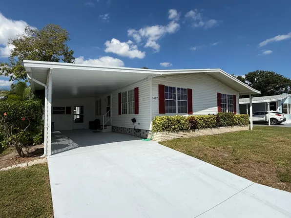 5397 Wellfleet Dr S, Sarasota, FL 34241