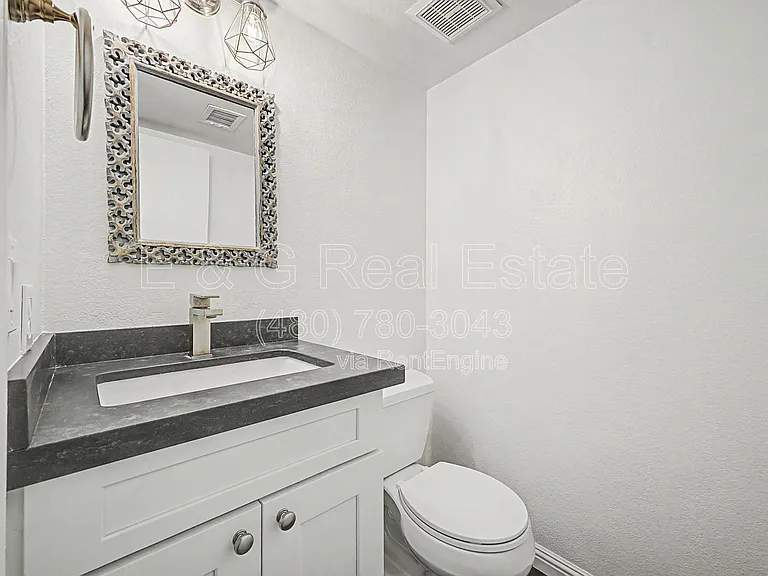 3910 E Rosemonte Dr — Photo 15