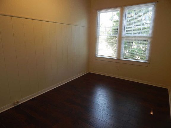 4th image of 902 S L St APT 1