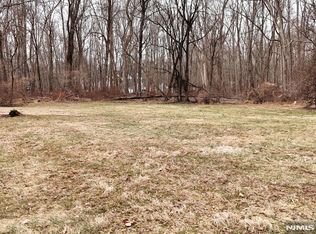 100 Brookside Rd, Ramsey, NJ 07446