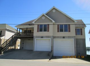 4704 Upper River Rd, Jeffersonville, IN 47130