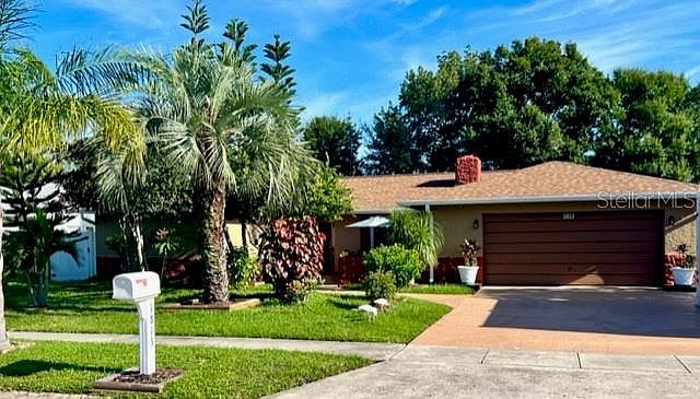 1st image of 1813 Paradise Dr