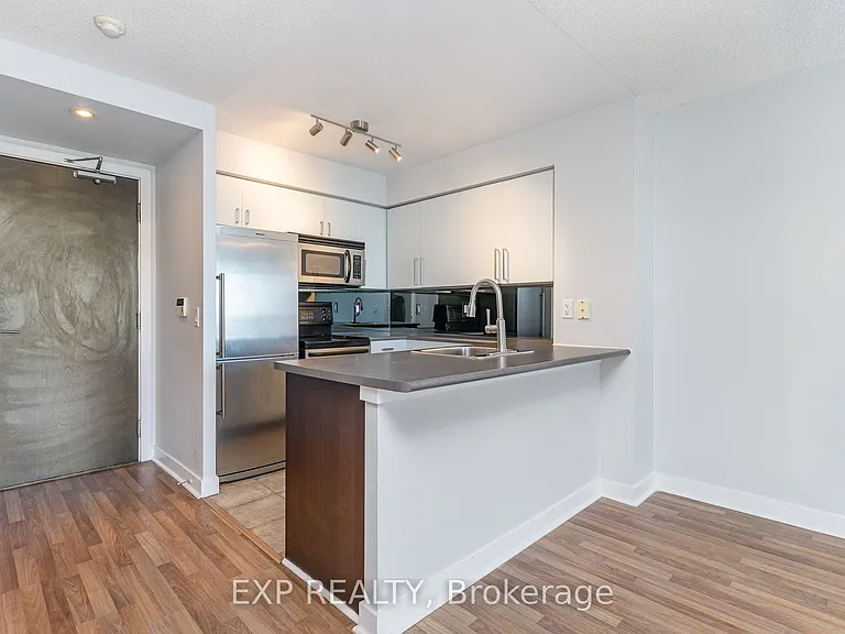 50 Lynn Williams St #1810 — Photo 2