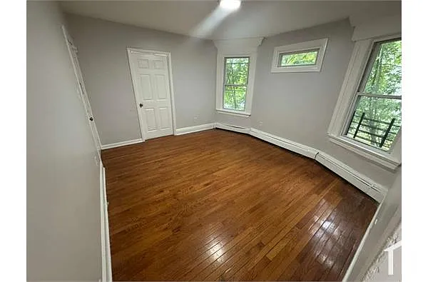 Building Photo - 75 N 15th St #2
