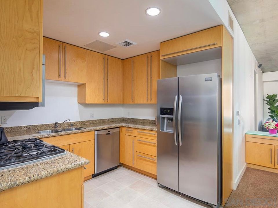1st image of 801 Ash St #602-1