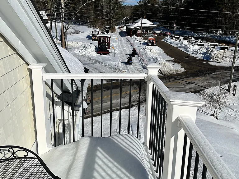 1374 Village Rd #4 — Photo 3