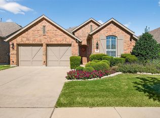 833 Countryside Way, Aubrey, TX 76227