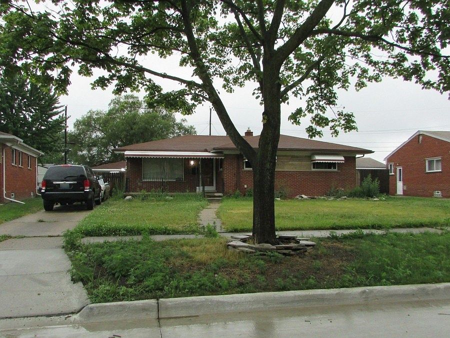 1st image of 27233 E Crestmont St