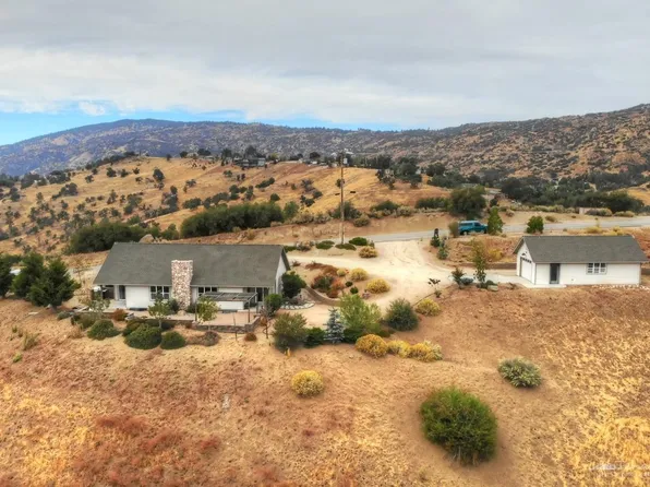 22730 Shenandoah Pl, Tehachapi, CA 93561
