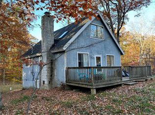 1142 Park Dr, East Stroudsburg, PA 18302