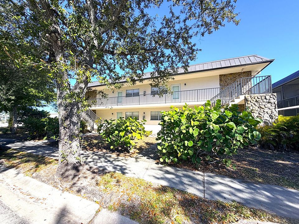 1st image of 1560 Colonial Blvd APT 222