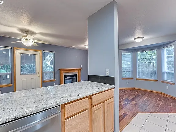 765 SE 8th Ave — Photo 9