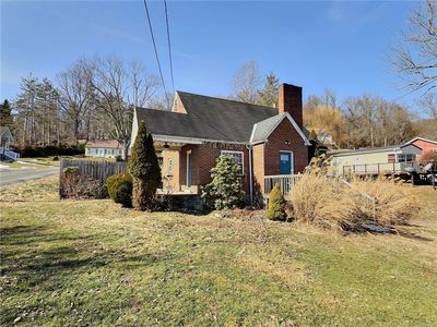 41 Bethlehem St, Fredericktown, PA, 15333