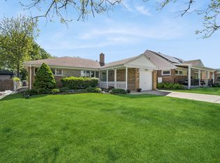 7727 N Oconto Ave, Niles, IL 60714