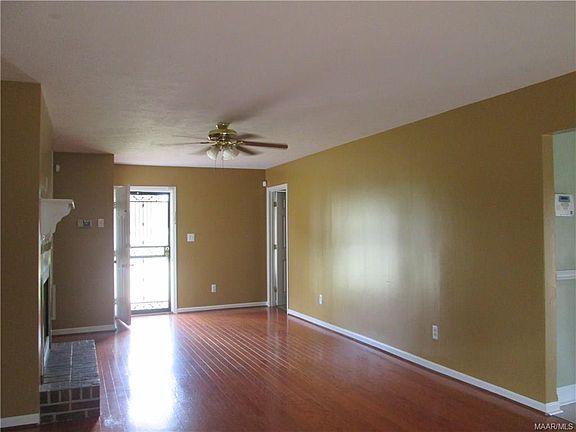 3rd image of 6996 Epperson Dr