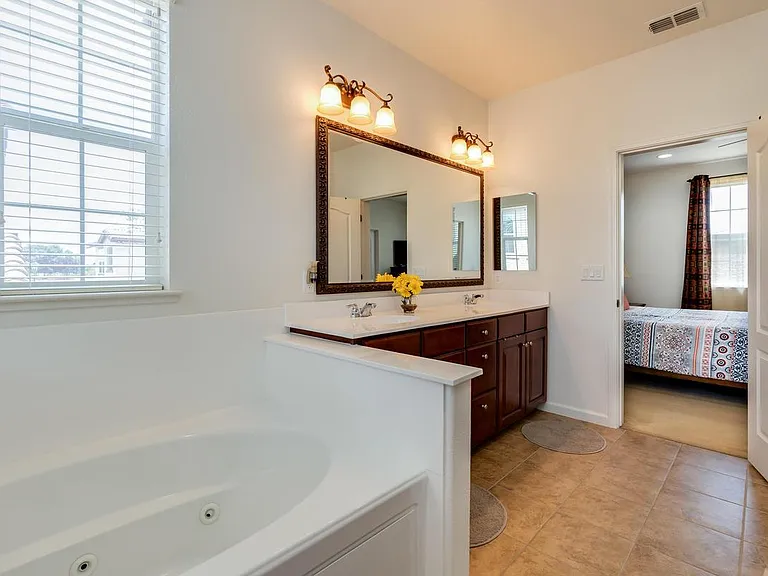 812 Blossom Rock Ln — Photo 17