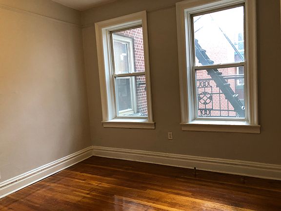 4th image of 25 Kensington Ave #34Q