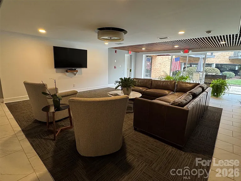 1323 Queens Rd #303 — Photo 30