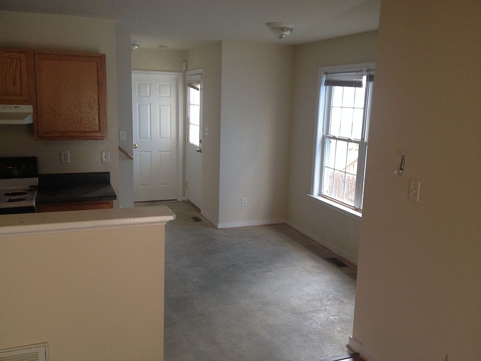 Kitchen Breakfast Area