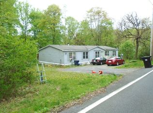20 Benfield Rd, Macungie, PA 18062