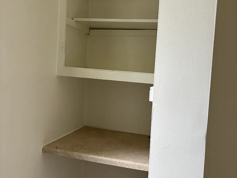 6135 Jackson St #2R — Photo 7