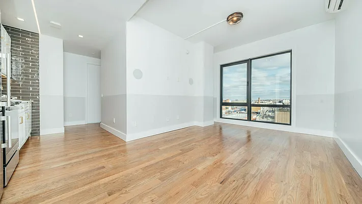 Rented by Nooklyn NYC LLC | media 11