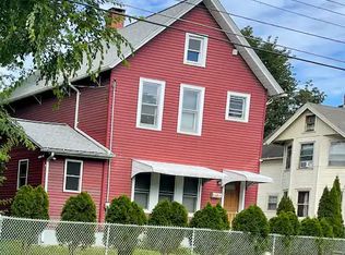 34 Franklin St, Port Jervis, NY 12771