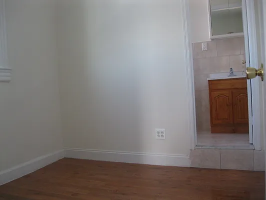 Rented by The Hamilton Group | media 14