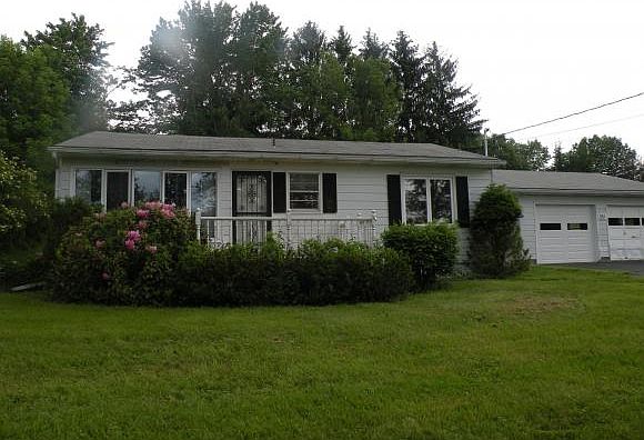 1st image of 351 Trim St