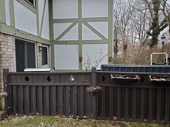 Side view of Fenced Patio