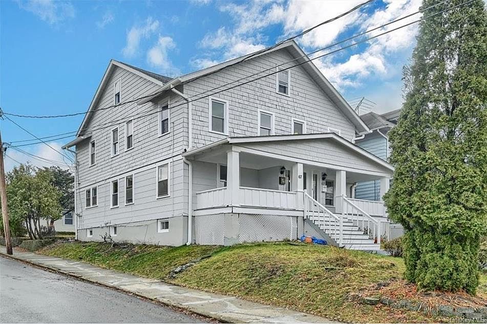 67 1/2 Watkins Ave, Middletown, NY 10940 Zillow