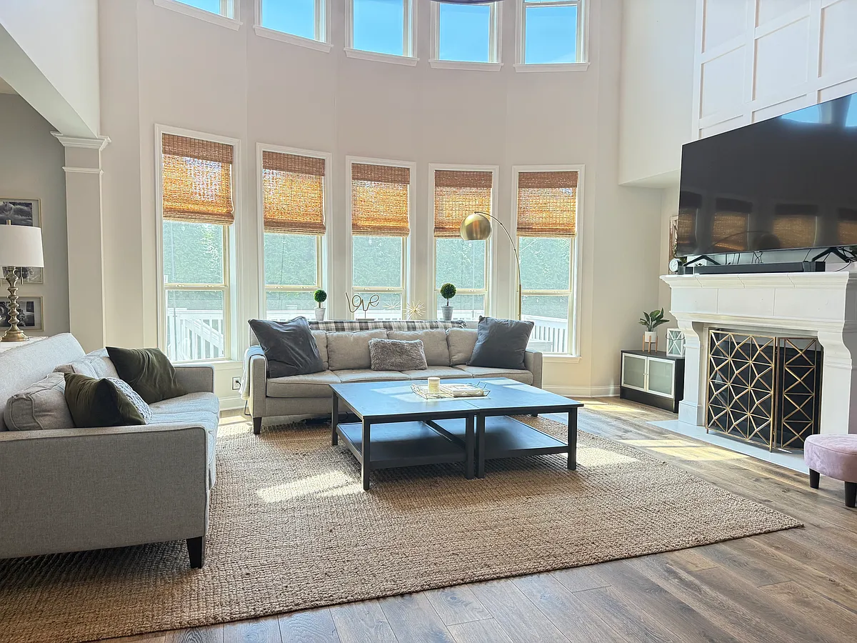 Building Photo - 4055 Carbonne Ct