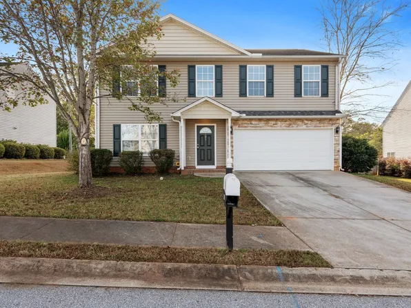 205 Hawthorne Creek Ct, Simpsonville, SC 29681
