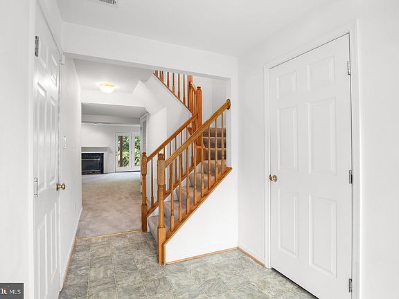 4th image of 3906 Fountain Bridge Ct