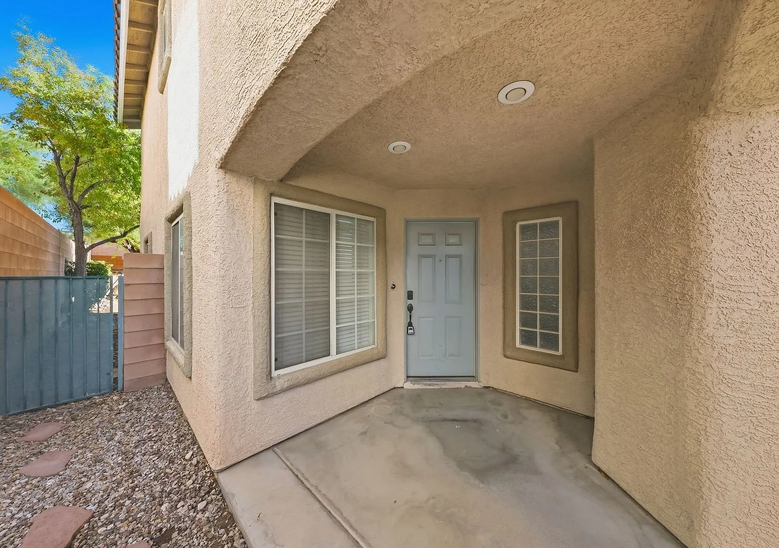 Summerlin Area Pool Home in Gated Community! — Photo 3