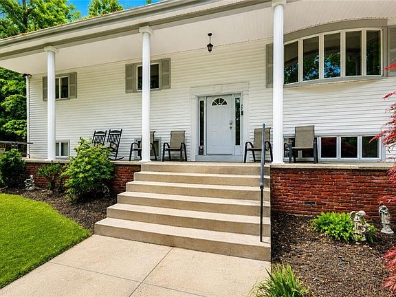 5th image of 77 Pine Hill Ave