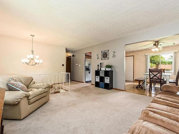 5th image of 1295 Pegwood Ct