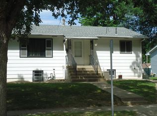 123 W Clark St, Vermillion, SD 57069