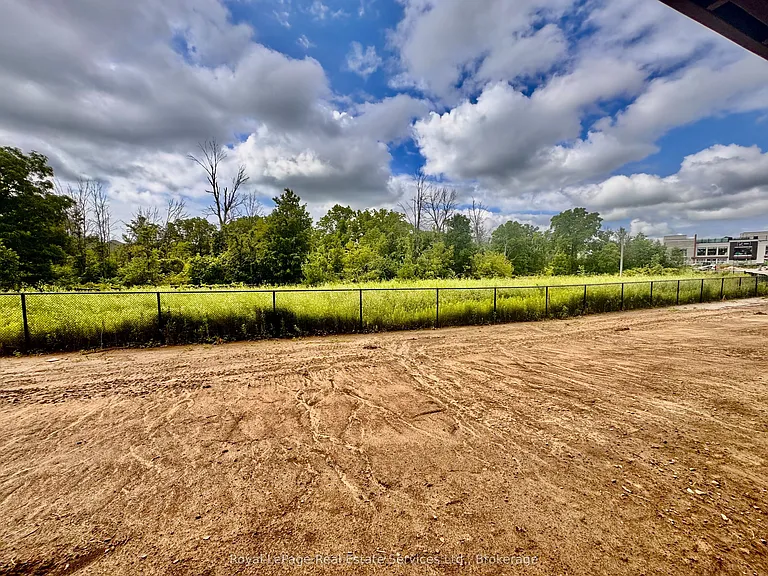 86 Valley Trail Pl — Photo 29